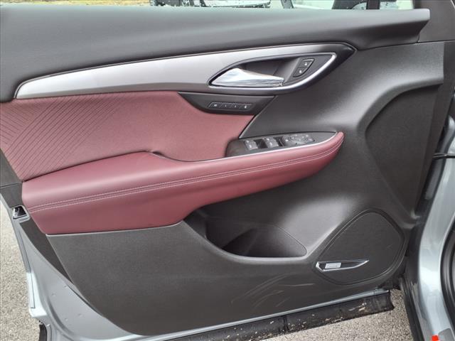new 2025 Buick Envision car, priced at $40,890