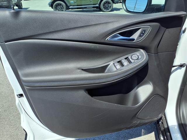 new 2025 Buick Encore GX car, priced at $28,495