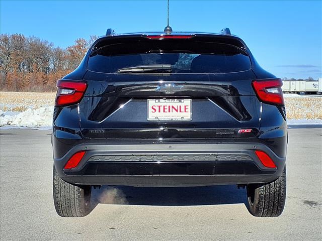 used 2024 Chevrolet Trax car, priced at $21,870