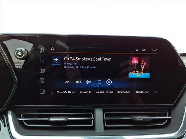 new 2025 Chevrolet Trax car