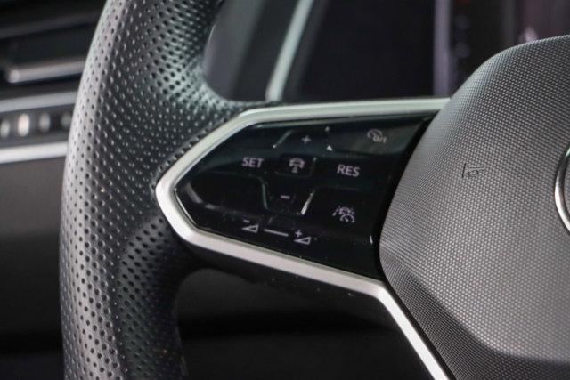 used 2022 Volkswagen Tiguan car, priced at $21,895