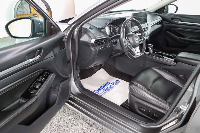 used 2023 Nissan Altima car, priced at $21,995