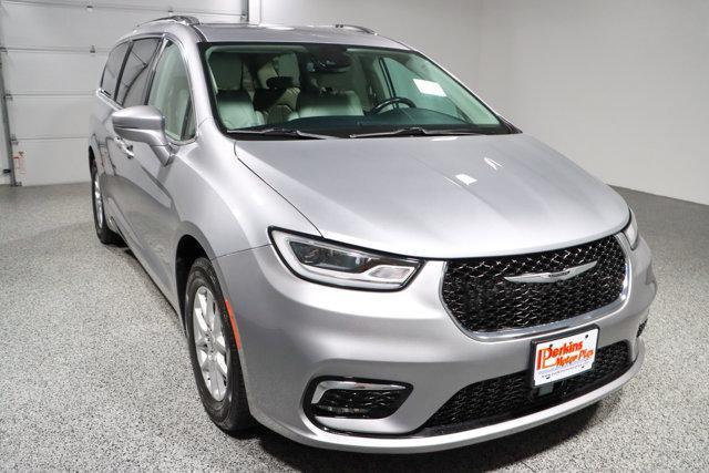 used 2021 Chrysler Pacifica car, priced at $18,995