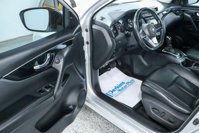 used 2017 Nissan Rogue Sport car, priced at $13,995