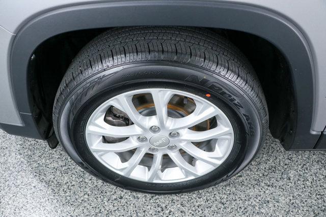used 2020 Jeep Cherokee car, priced at $14,895
