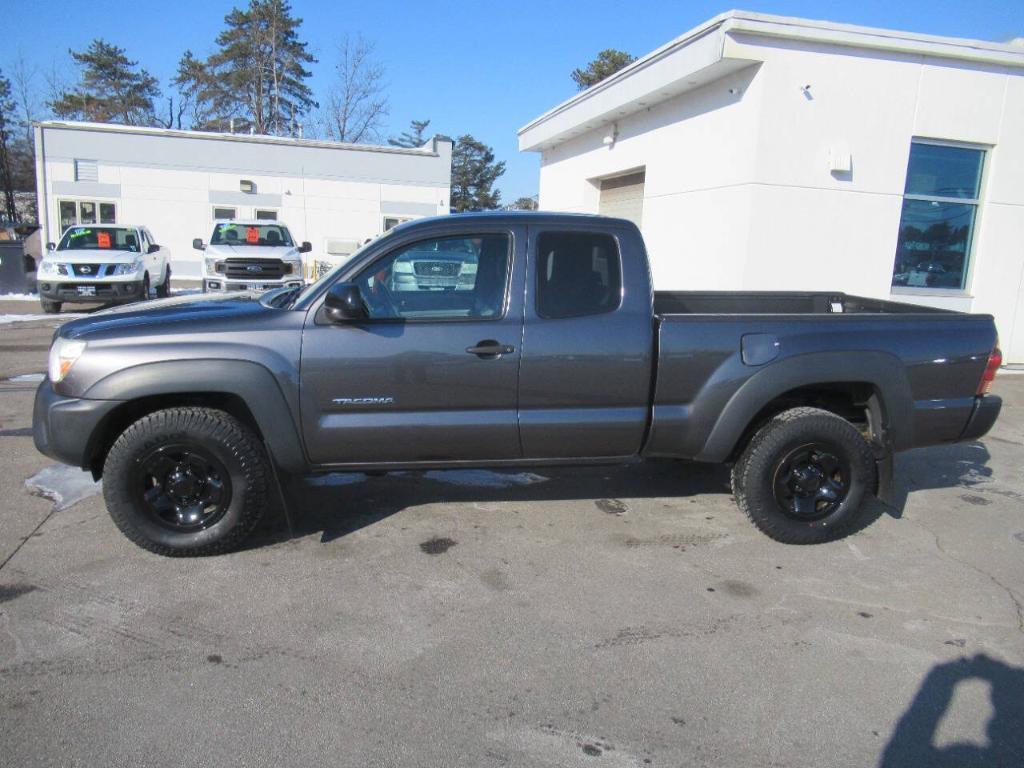 used 2014 Toyota Tacoma car, priced at $18,995