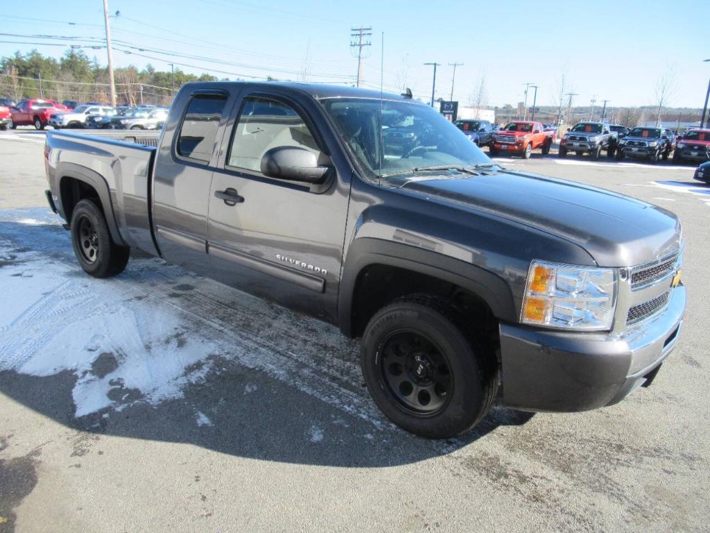 used 2011 Chevrolet Silverado 1500 car, priced at $6,995