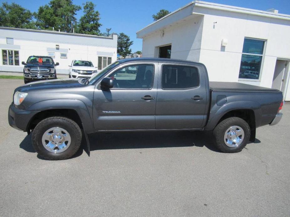 used 2013 Toyota Tacoma car, priced at $17,995