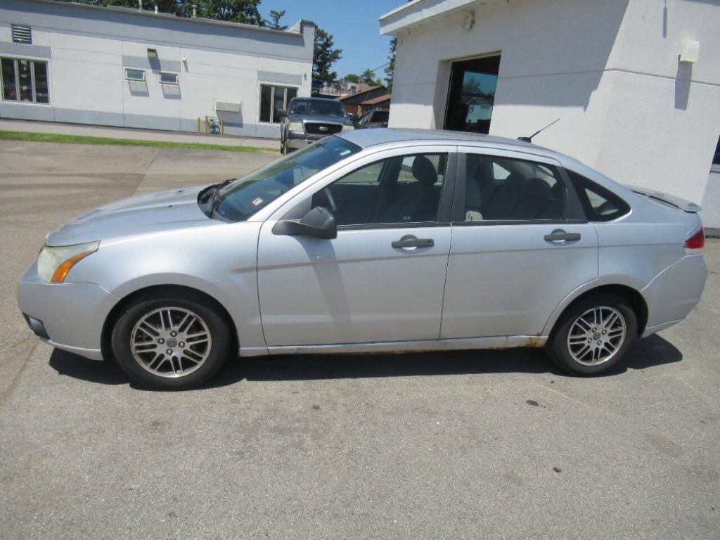 used 2010 Ford Focus car, priced at $1,995