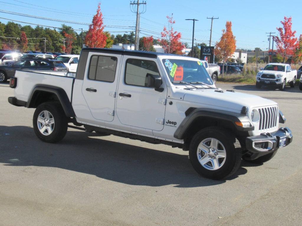 used 2023 Jeep Gladiator car, priced at $28,995