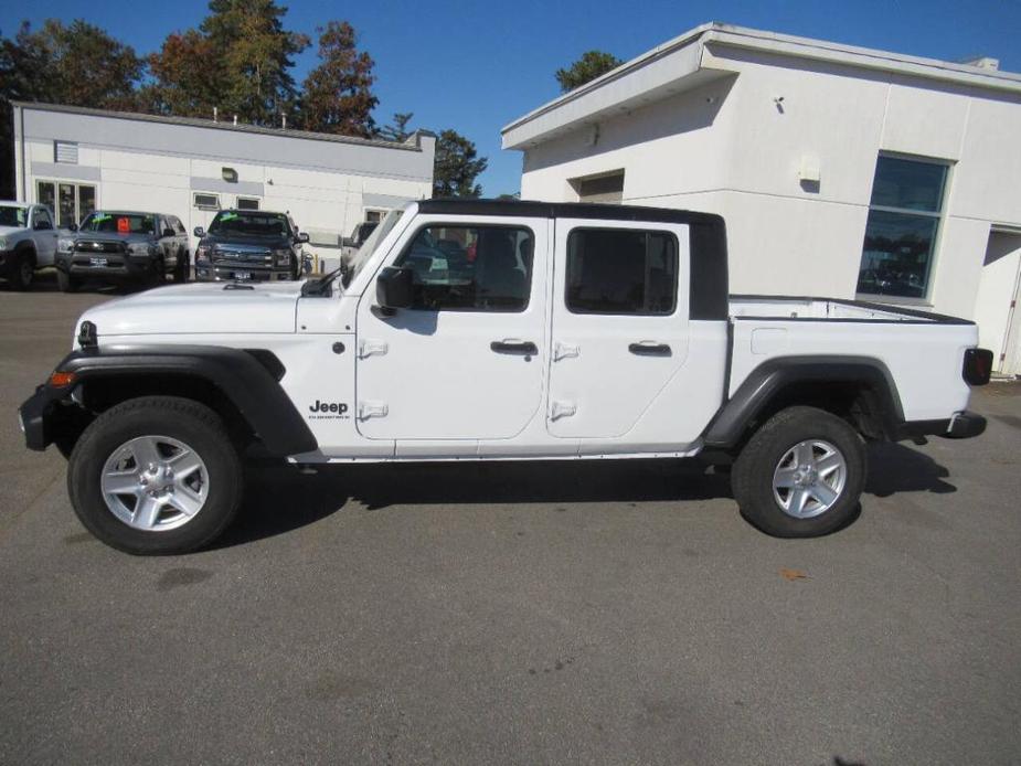 used 2023 Jeep Gladiator car, priced at $28,995