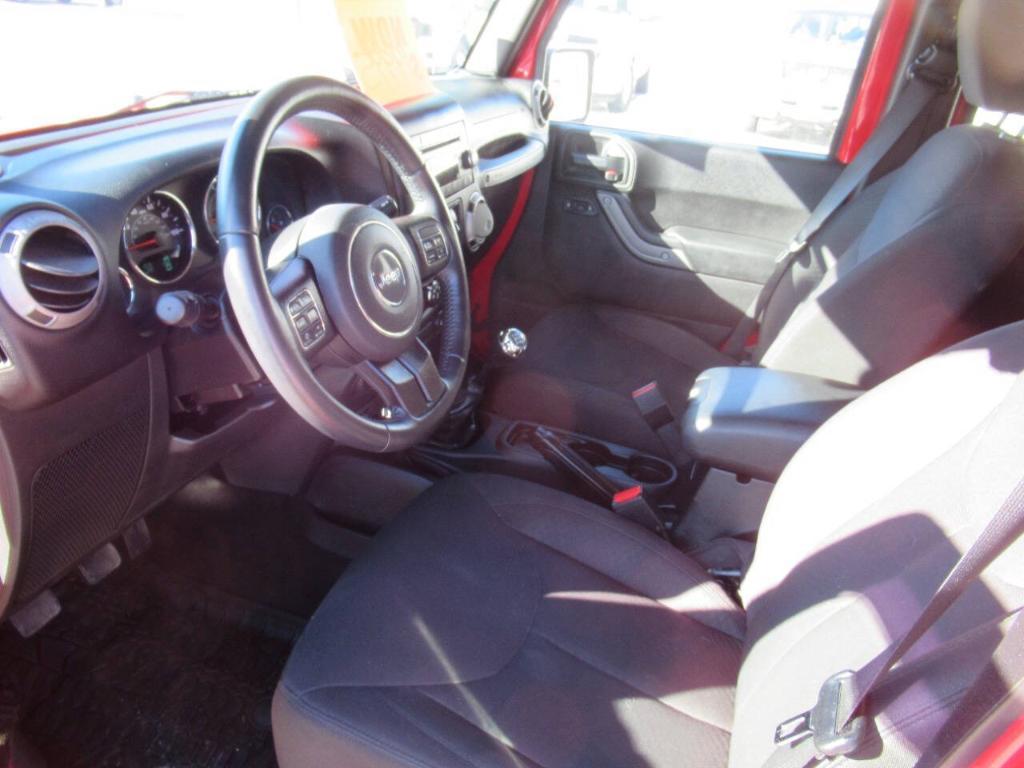 used 2015 Jeep Wrangler Unlimited car, priced at $16,995