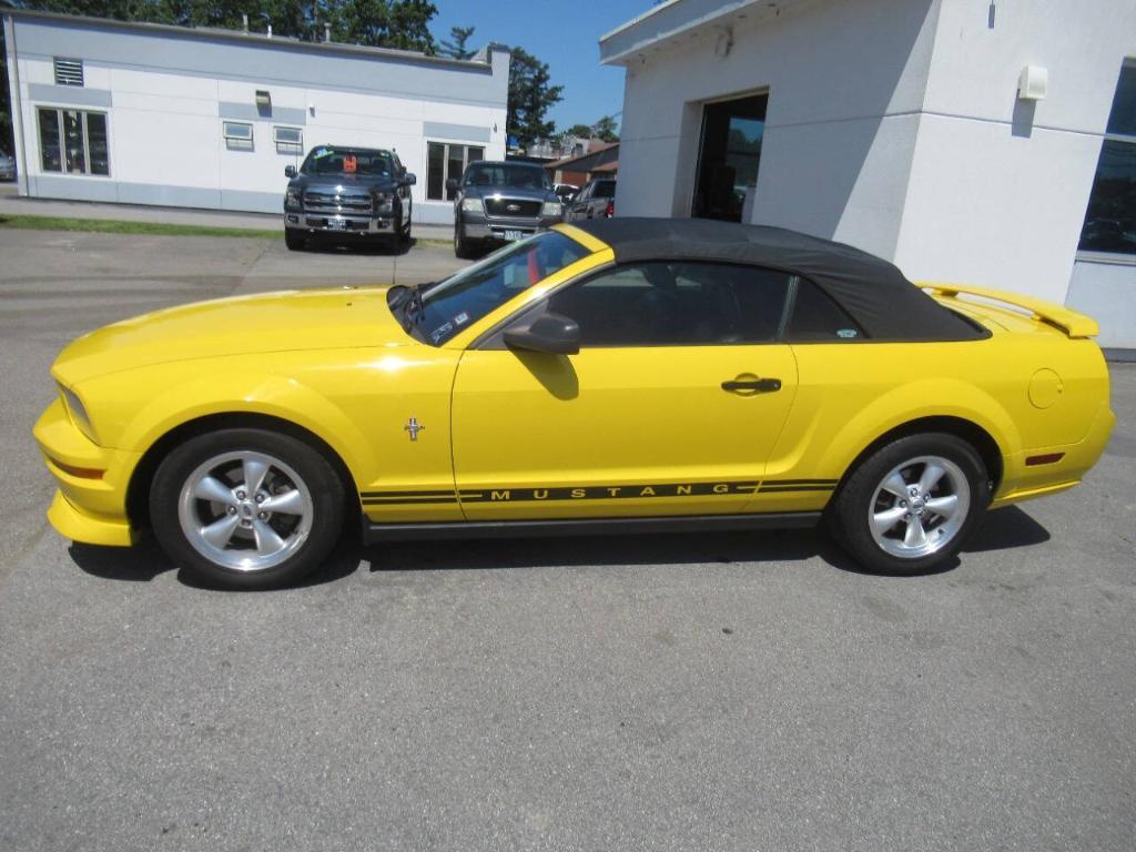 used 2006 Ford Mustang car, priced at $9,995