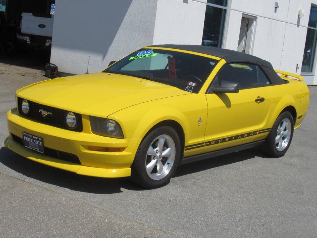 used 2006 Ford Mustang car, priced at $9,995