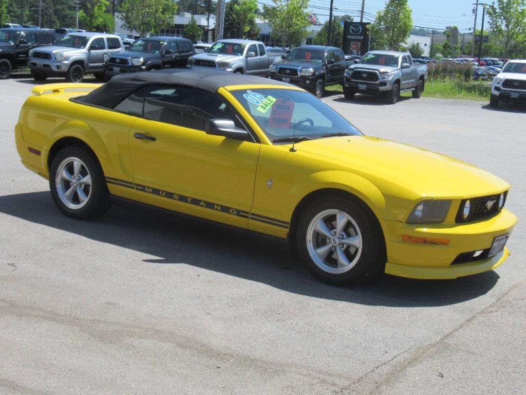 used 2006 Ford Mustang car, priced at $9,995