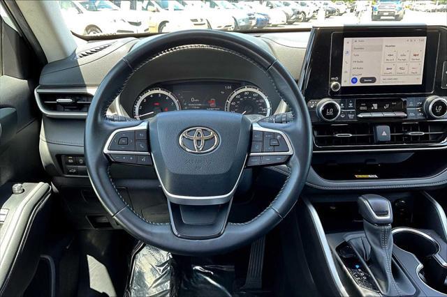 used 2023 Toyota Highlander car, priced at $41,256