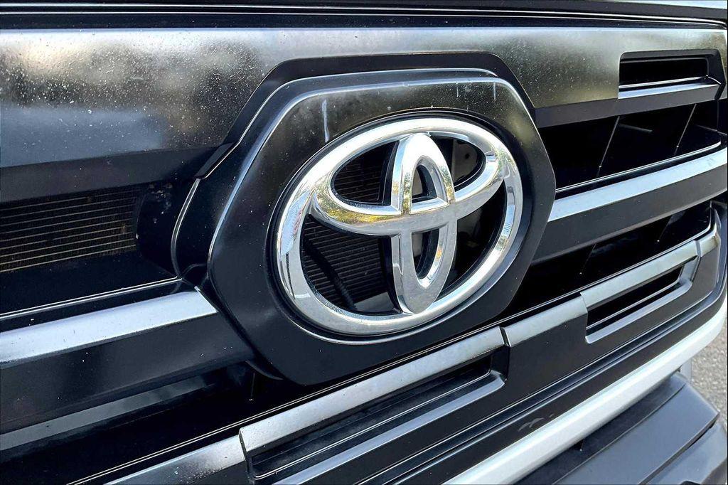 used 2017 Toyota Tacoma car, priced at $17,464