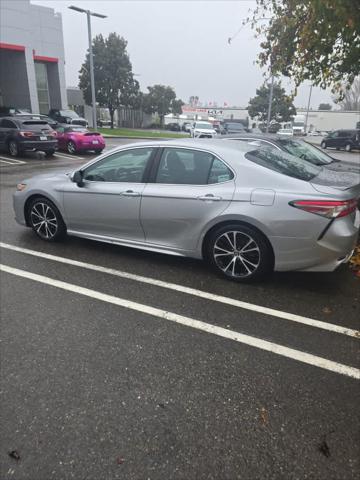 used 2019 Toyota Camry Hybrid car, priced at $25,976