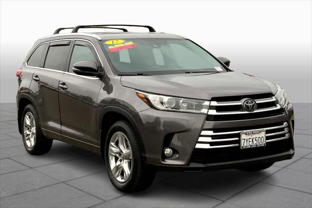 used 2017 Toyota Highlander car, priced at $23,476