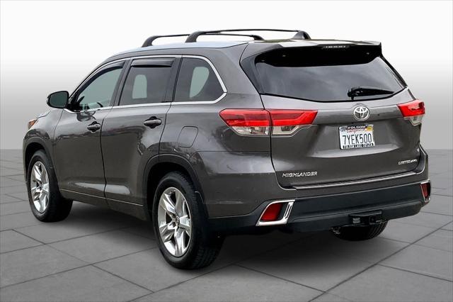 used 2017 Toyota Highlander car, priced at $23,476