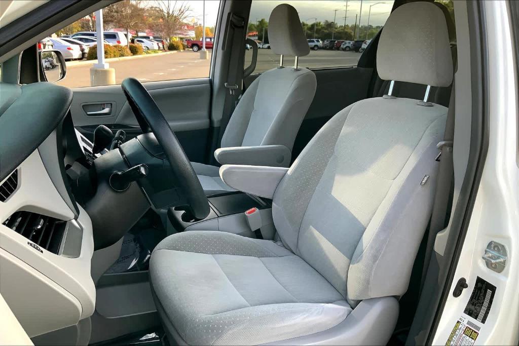 used 2019 Toyota Sienna car, priced at $34,963