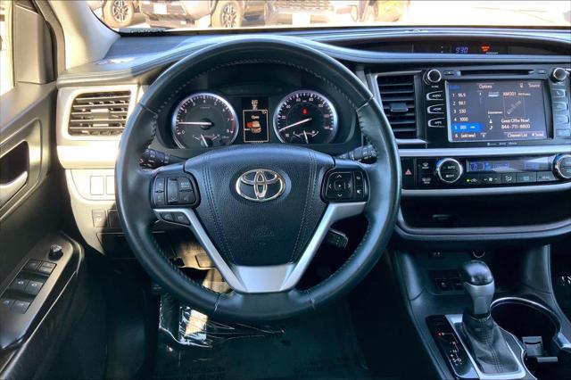 used 2016 Toyota Highlander car, priced at $17,461