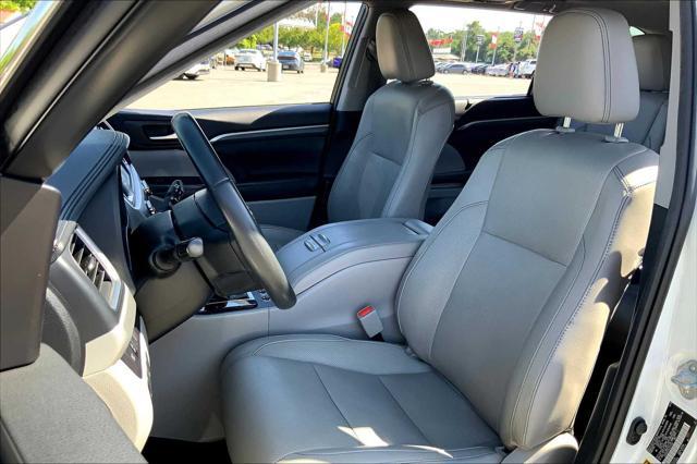 used 2019 Toyota Highlander car, priced at $29,963