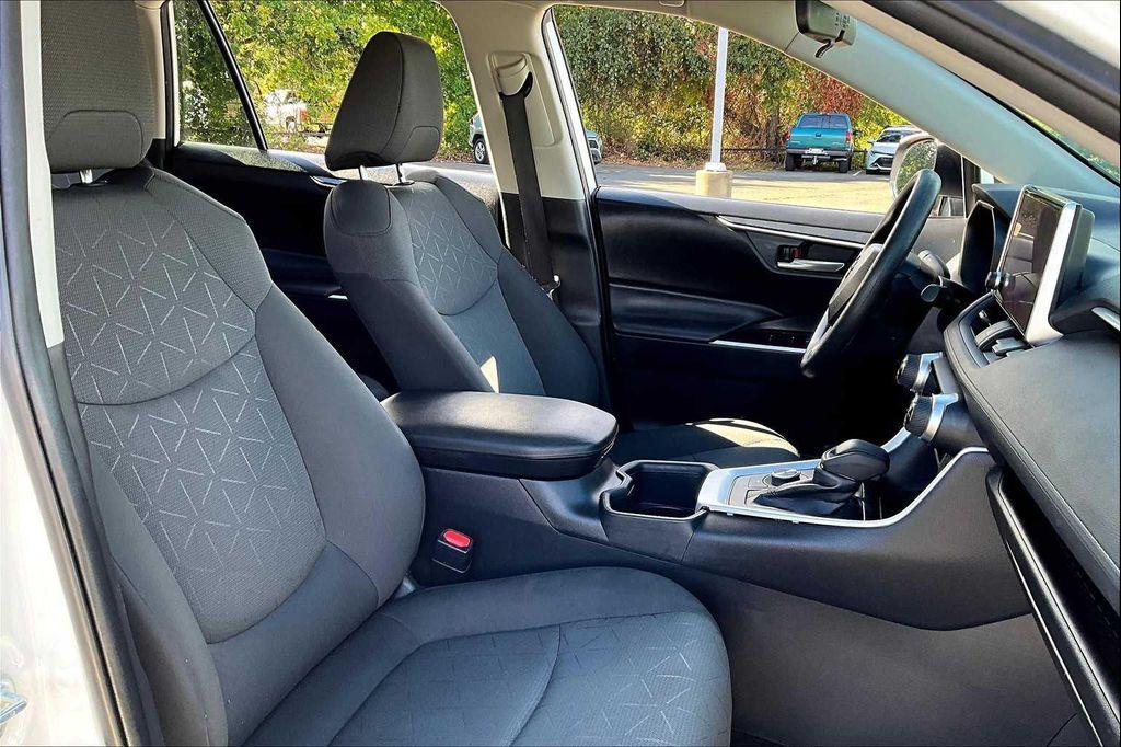 used 2024 Toyota RAV4 Hybrid car, priced at $30,964
