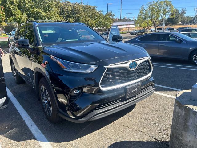 used 2021 Toyota Highlander Hybrid car, priced at $42,976