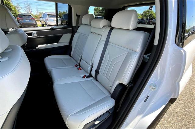 used 2025 Hyundai Santa Fe car, priced at $36,456