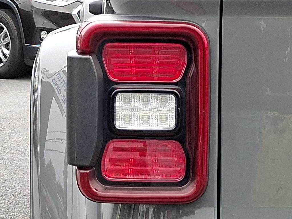 used 2020 Jeep Gladiator car, priced at $32,995