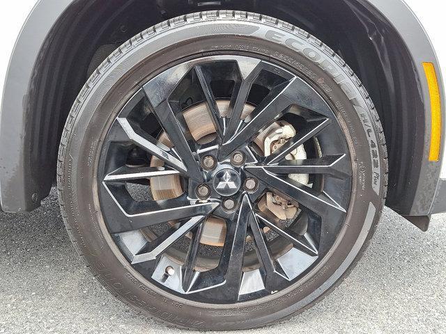 used 2024 Mitsubishi Outlander car, priced at $27,595