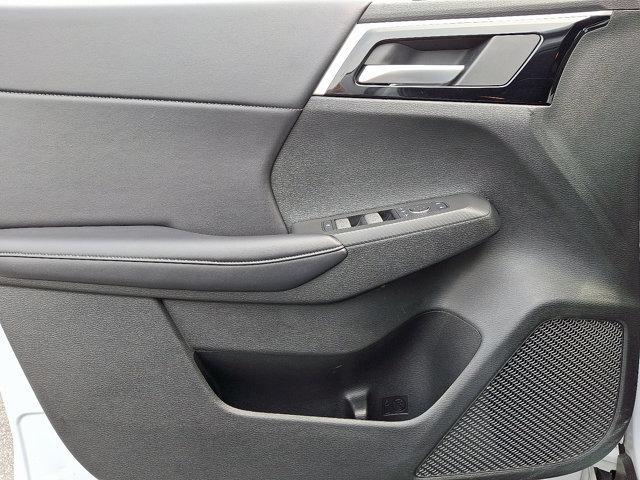 used 2024 Mitsubishi Outlander car, priced at $27,595