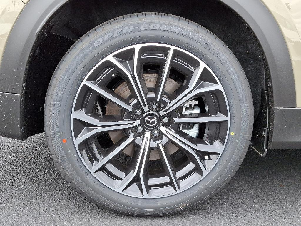new 2025 Mazda CX-70 PHEV car, priced at $56,530