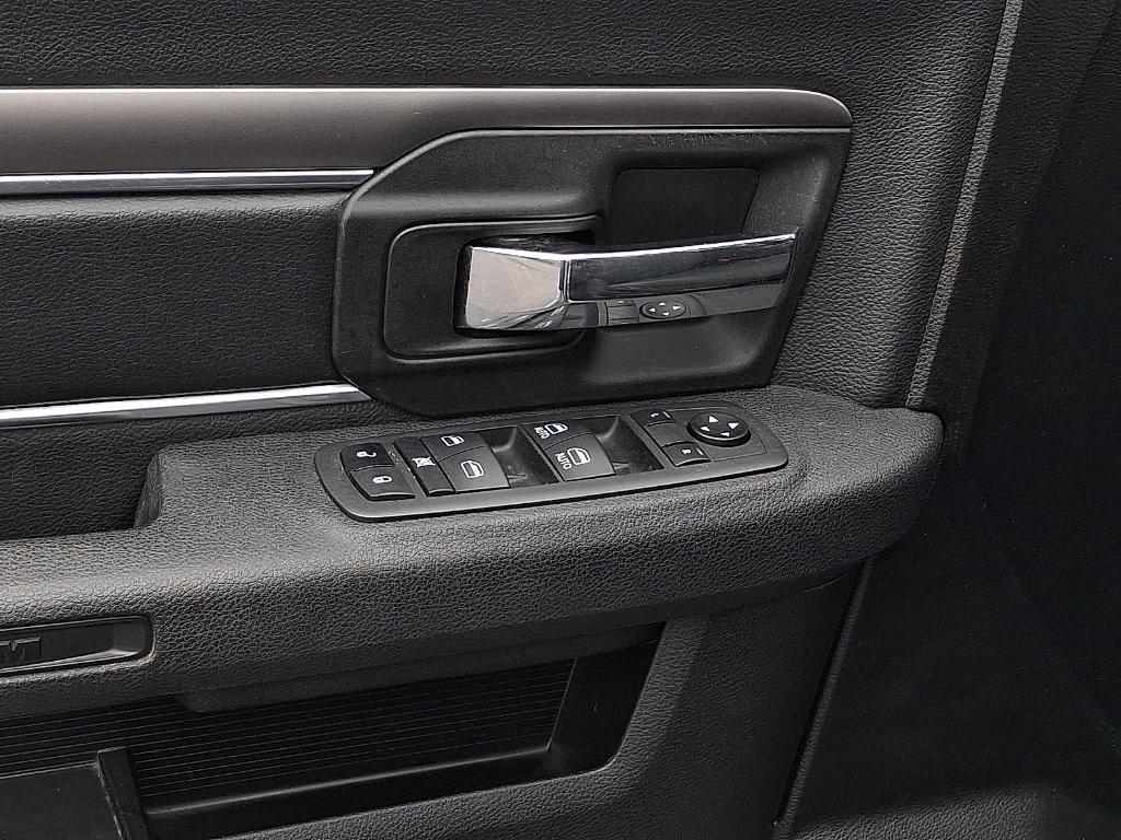 used 2022 Ram 1500 Classic car, priced at $32,995