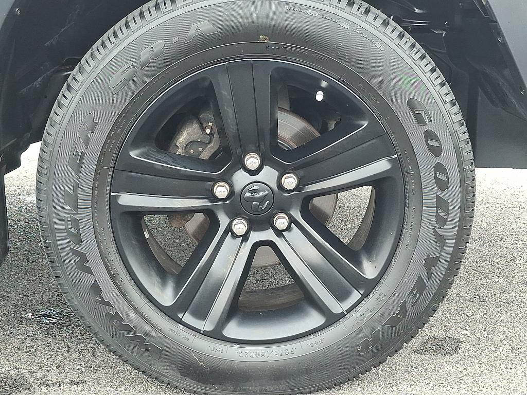 used 2022 Ram 1500 Classic car, priced at $32,995