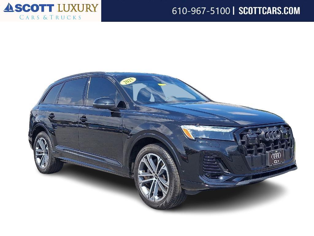 used 2025 Audi Q7 car, priced at $50,995
