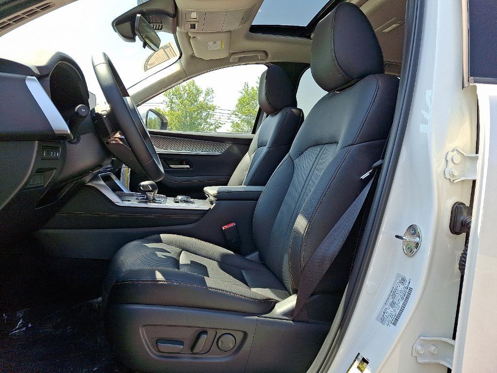 new 2025 Mazda CX-90 PHEV car, priced at $52,295