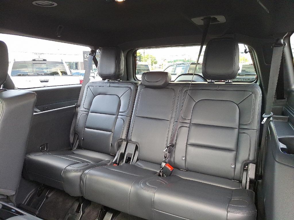used 2022 Lincoln Navigator L car, priced at $59,995