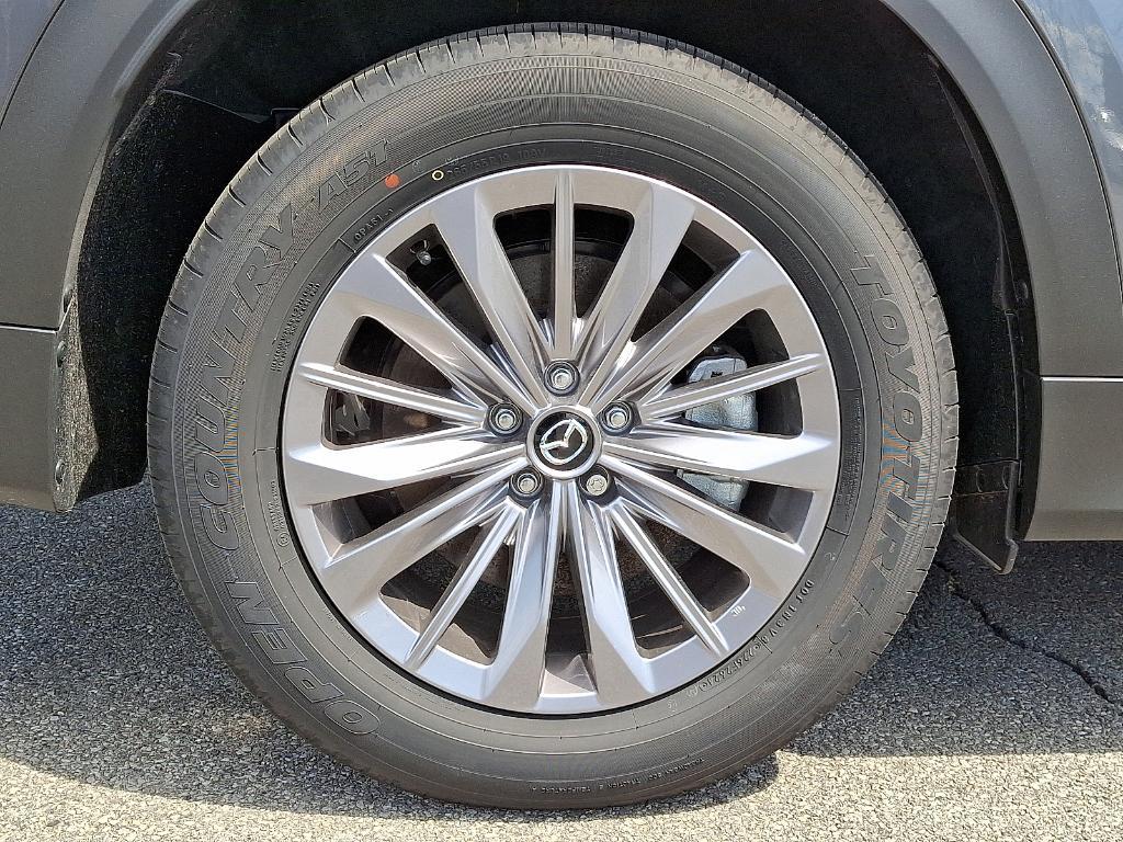 new 2025 Mazda CX-90 car, priced at $52,295