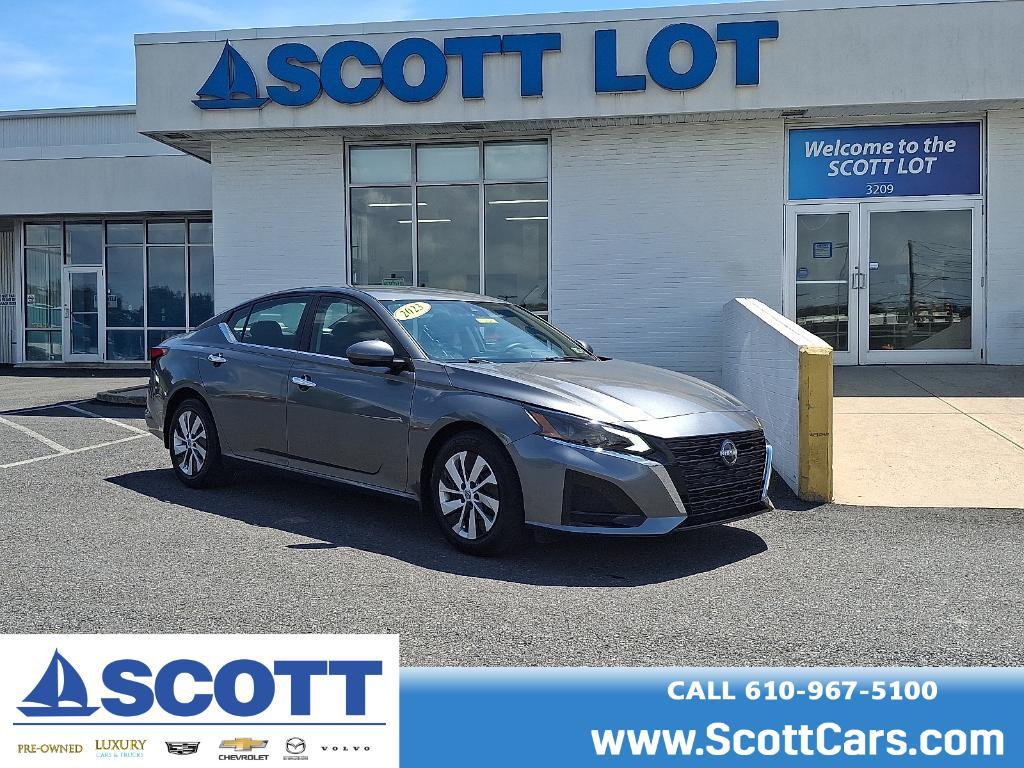 used 2023 Nissan Altima car, priced at $19,995