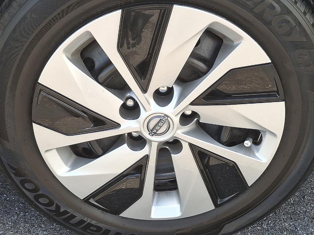 used 2023 Nissan Altima car, priced at $19,995