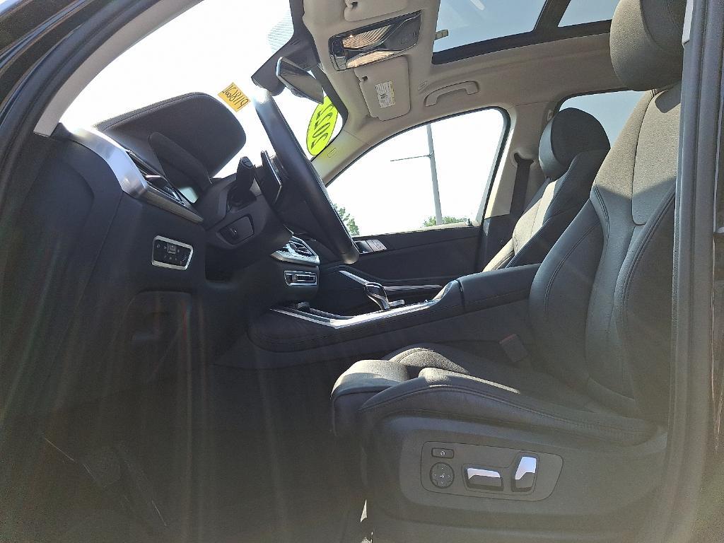 used 2022 BMW X7 car, priced at $57,995