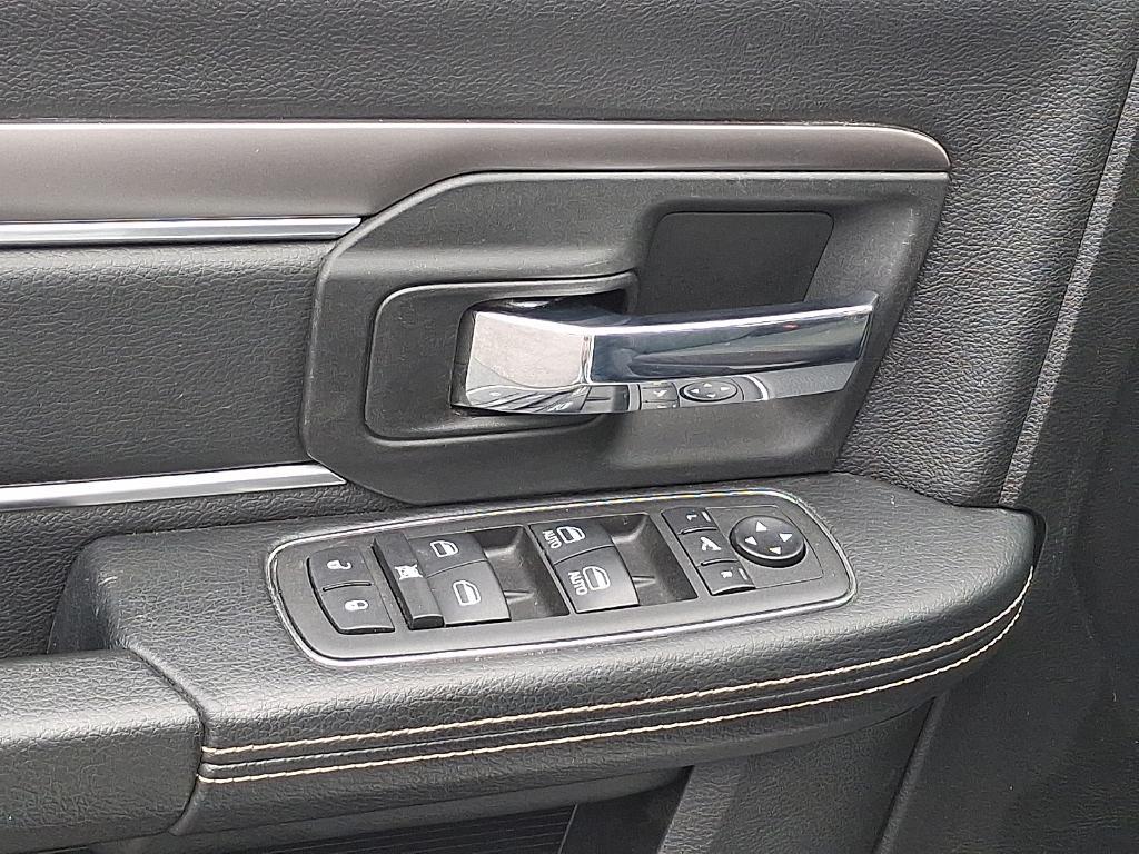 used 2021 Ram 1500 Classic car, priced at $29,995