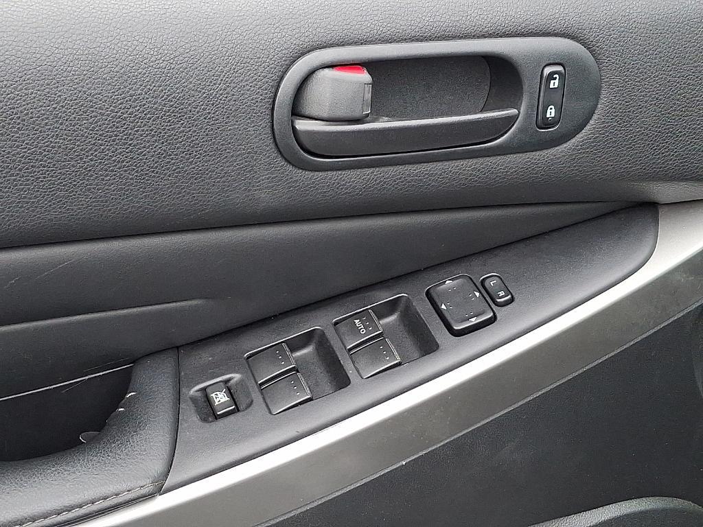 used 2011 Mazda CX-7 car, priced at $7,995