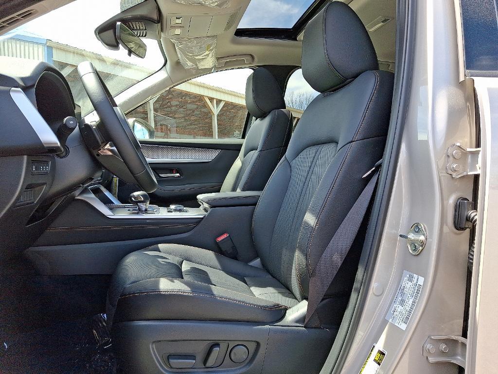 new 2025 Mazda CX-90 car, priced at $42,900