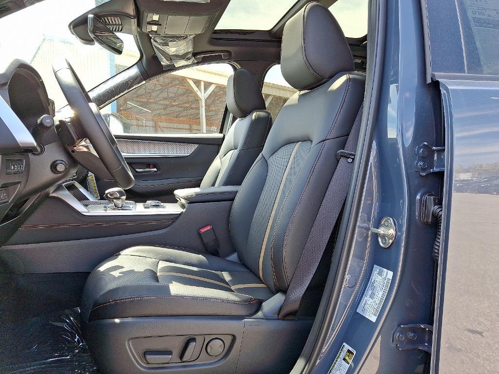 new 2025 Mazda CX-70 car, priced at $54,730