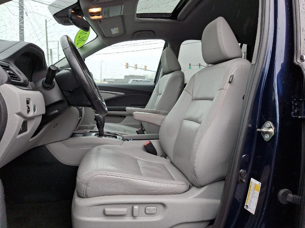 used 2020 Honda Pilot car, priced at $26,798