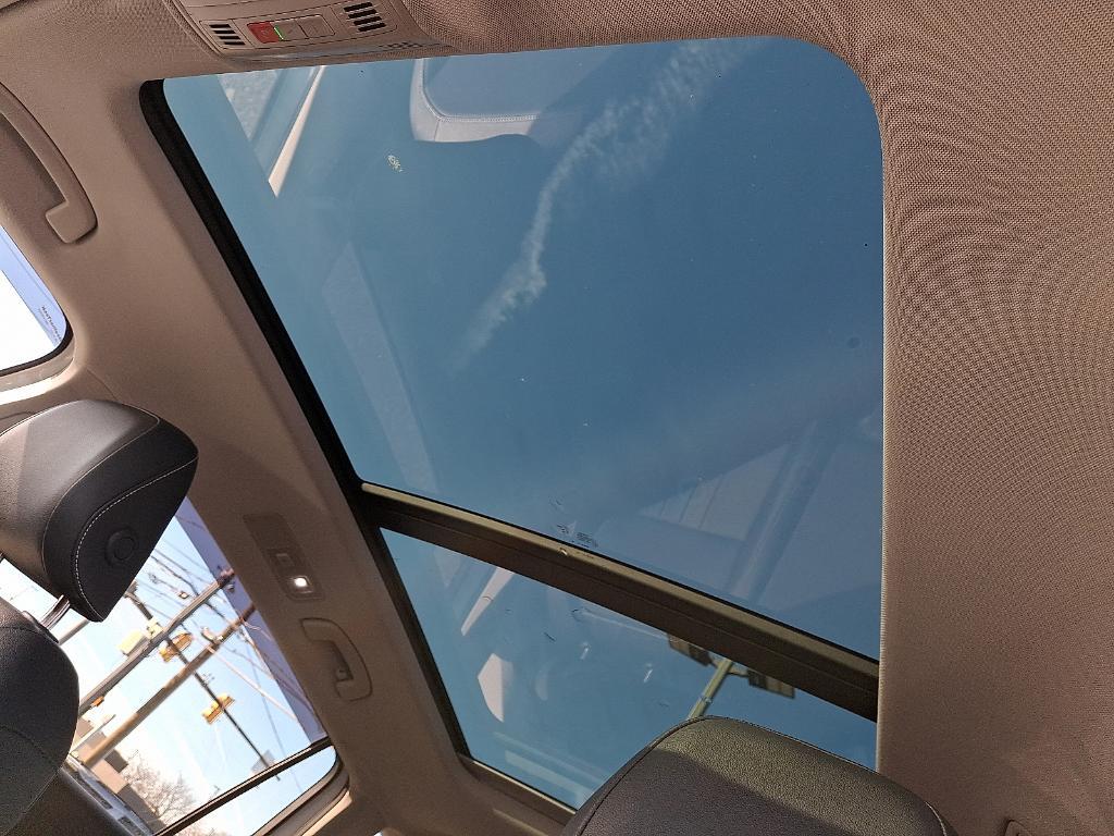 used 2024 Volkswagen Tiguan car, priced at $26,995