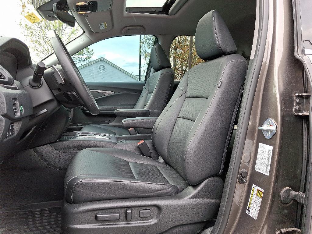 used 2022 Honda Ridgeline car, priced at $33,498